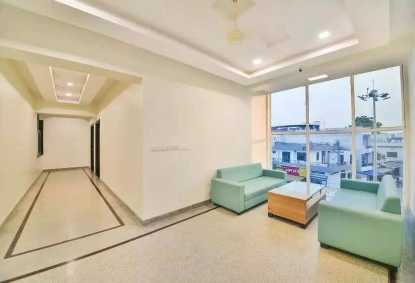 Hotelli Ardency Inn By Park Tree Udaipur