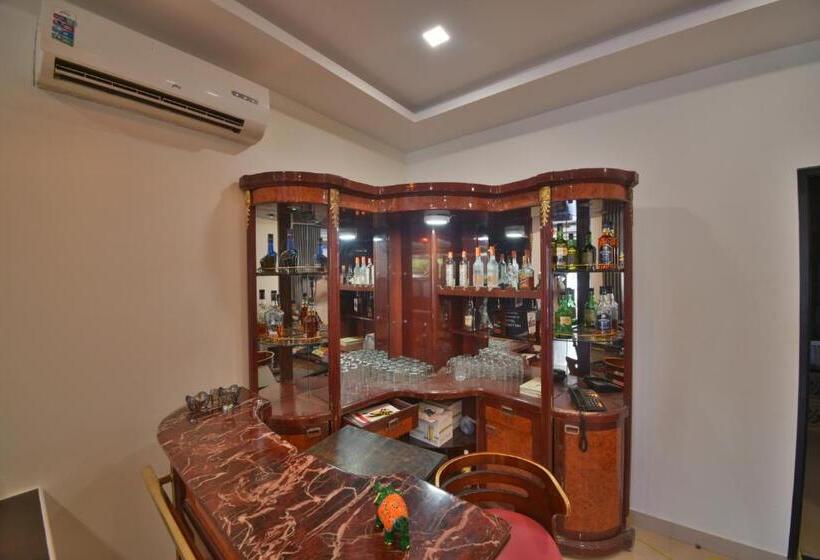 Отель Ardency Inn By Park Tree Udaipur