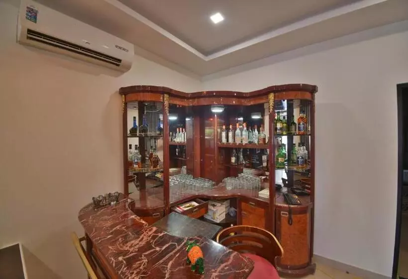 Hotelli Ardency Inn By Park Tree Udaipur