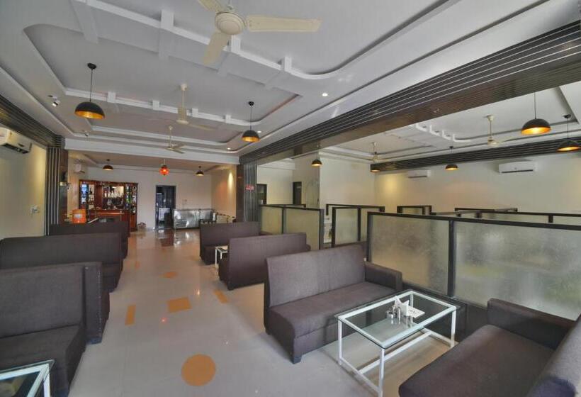 Отель Ardency Inn By Park Tree Udaipur