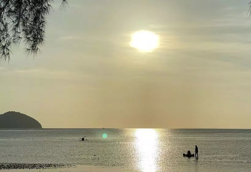 Hotelli Blue Lagoon Home Trang