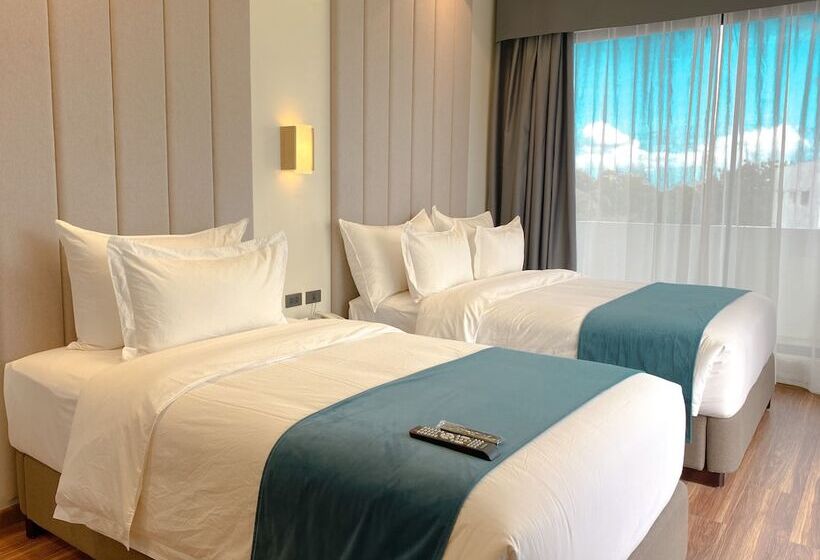 Отель Bravo Tanauan