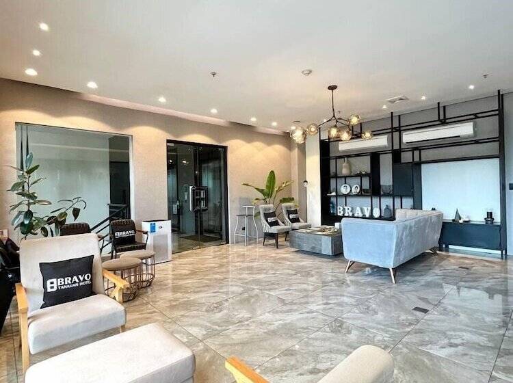 Отель Bravo Tanauan