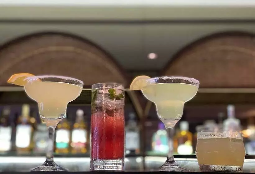 Hotelli Bravo Tanauan