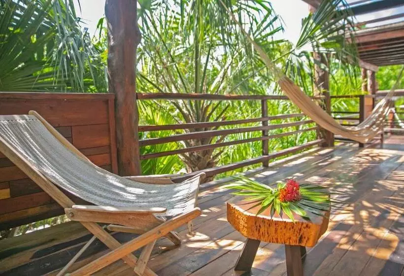 Hotelli Buenavista Bacalar