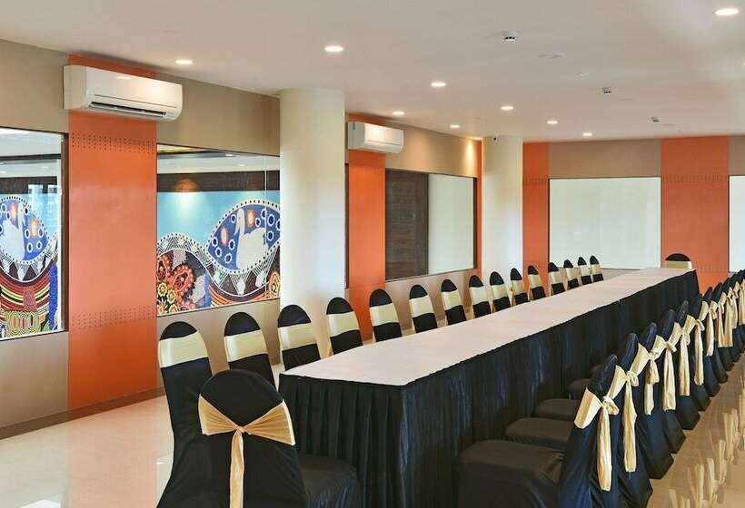 Отель Club One Virar