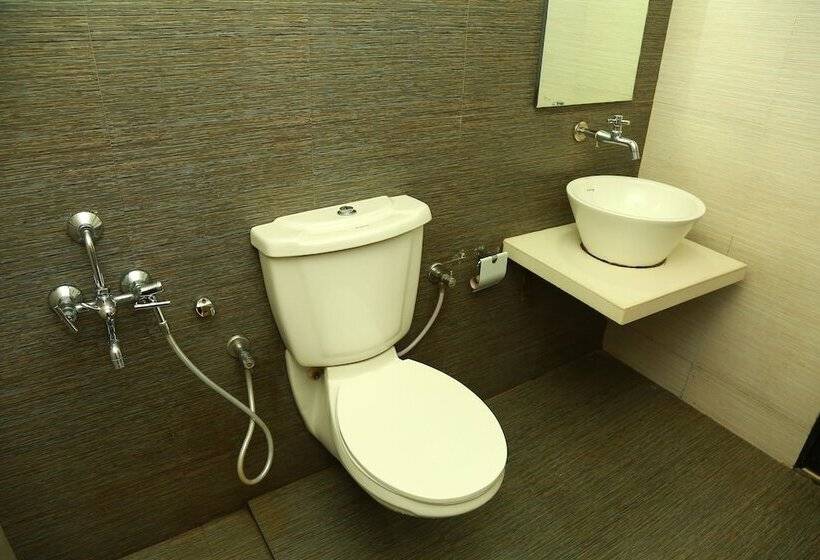 فندق Edassery Village Retreat