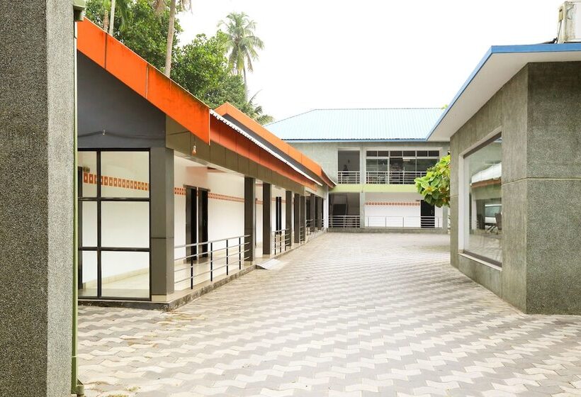 فندق Edassery Village Retreat