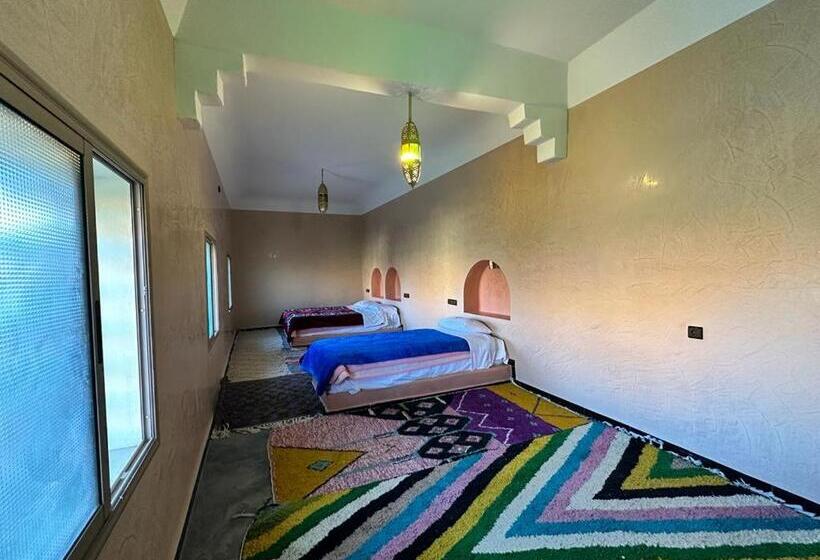 Отель Gîte D étape Tamaloute