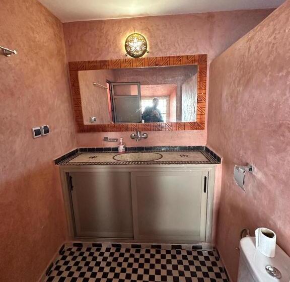 Отель Gîte D étape Tamaloute