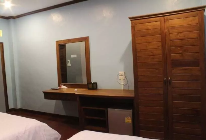 Hotelli Keingtawan Resort