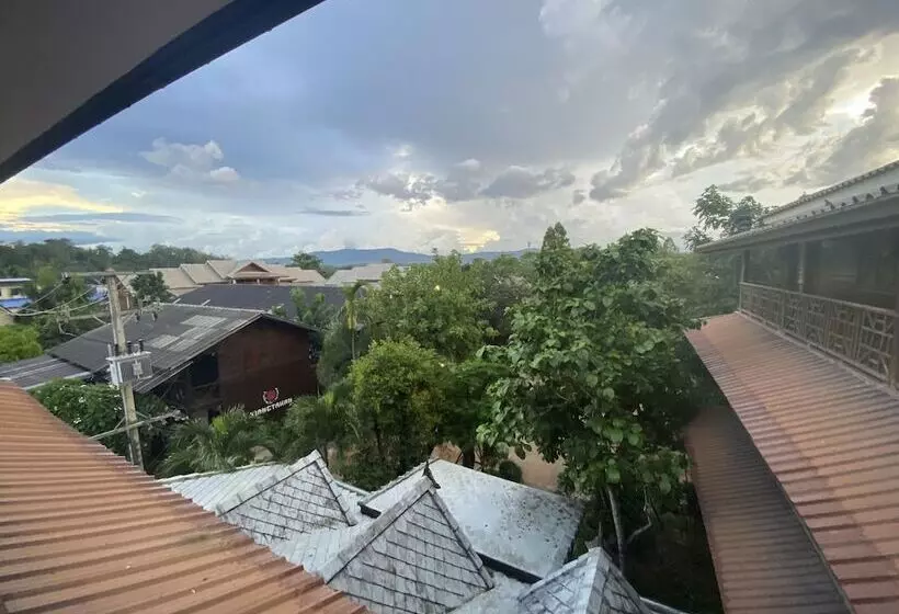 Hotelli Keingtawan Resort