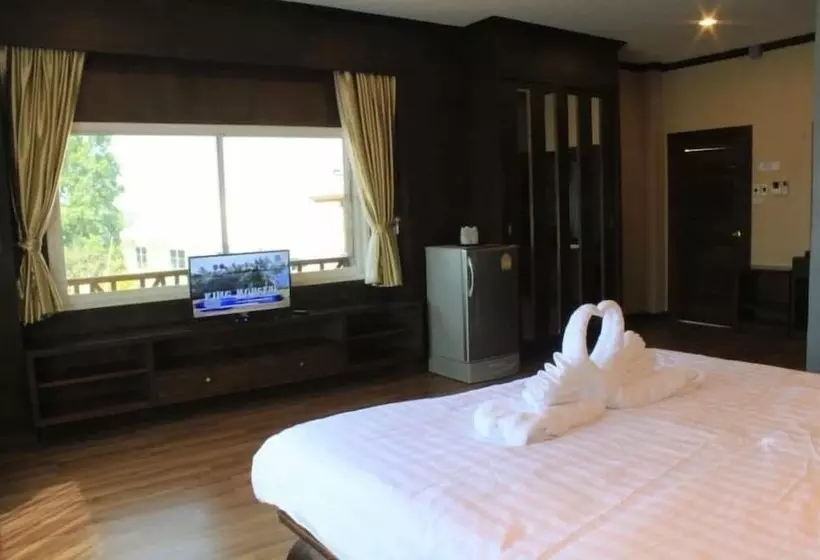 Hotelli Keingtawan Resort