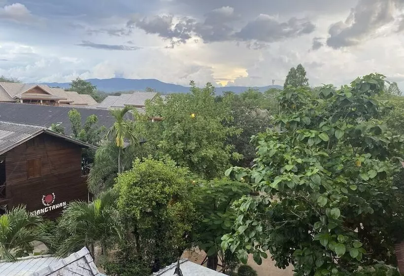 Hotelli Keingtawan Resort