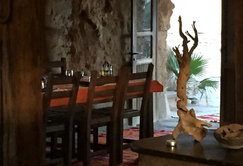 Hotel Maison Boutchrafine