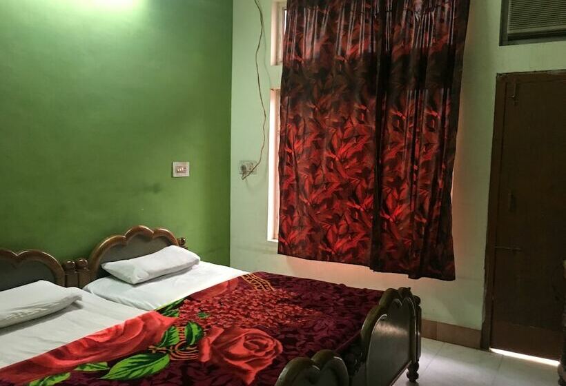 酒店 New White House Tikamgarh