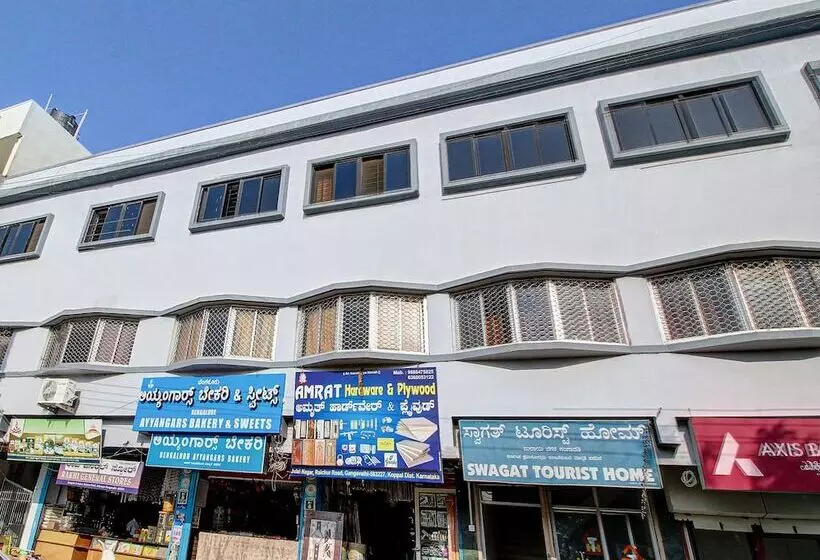 ホテル Spot On 39816 Swagat Tourist Home