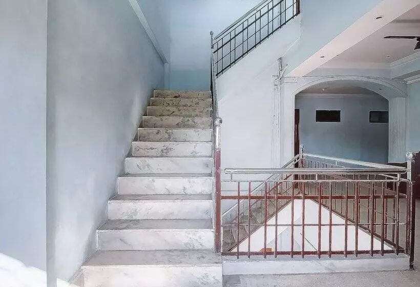 ホテル Spot On 39816 Swagat Tourist Home