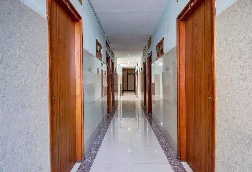 ホテル Spot On 39816 Swagat Tourist Home