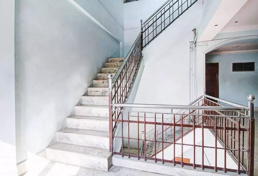ホテル Spot On 39816 Swagat Tourist Home