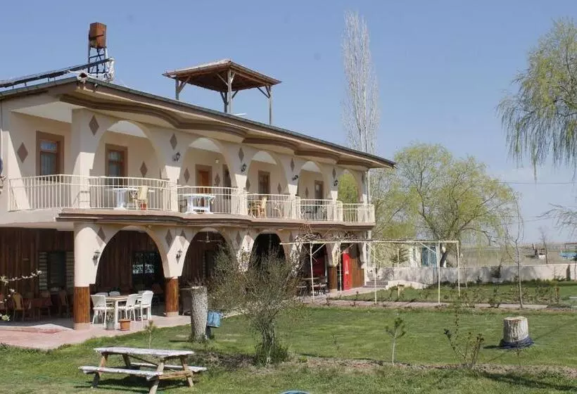 Hotelli Sultan Pansion Bird Paradise