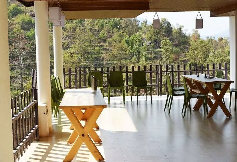 هتل Tag Resorts Garden Courts Solan