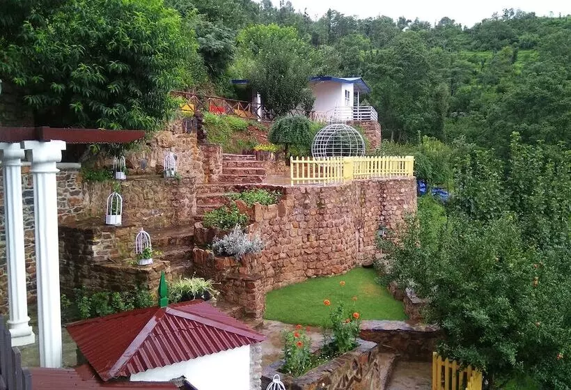 هتل Tag Resorts Garden Courts Solan