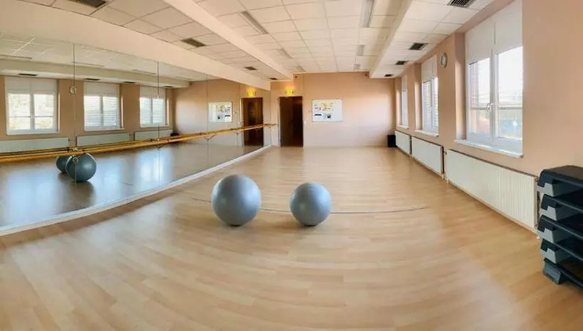 Hotelli Tennis  Und Freizeitzentrum Neudörfl