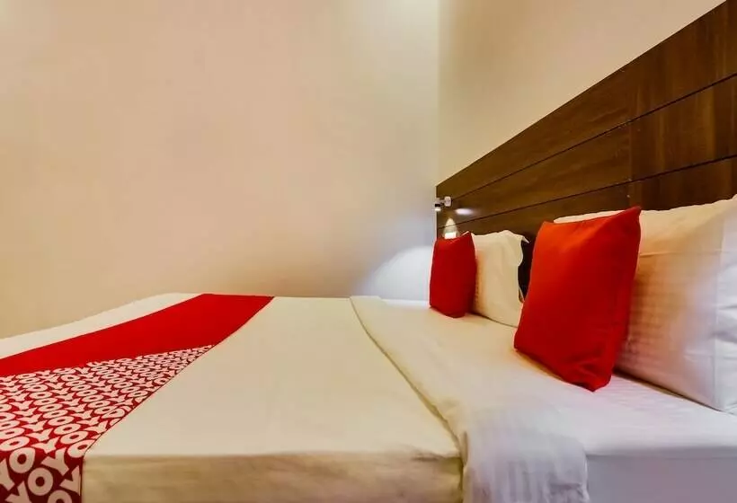 هتل The Nest 2 By Oyo Rooms