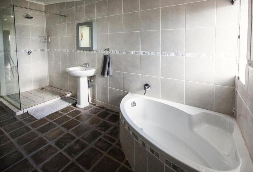 Отель Witfontein Game Lodge