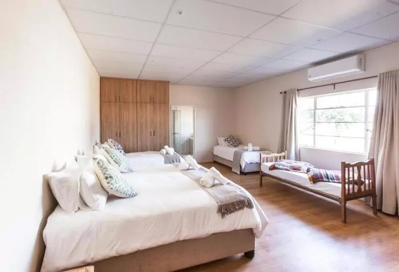 Hotelli Witfontein Game Lodge