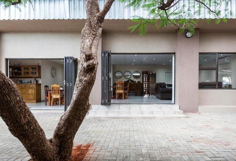 호텔 Witfontein Game Lodge