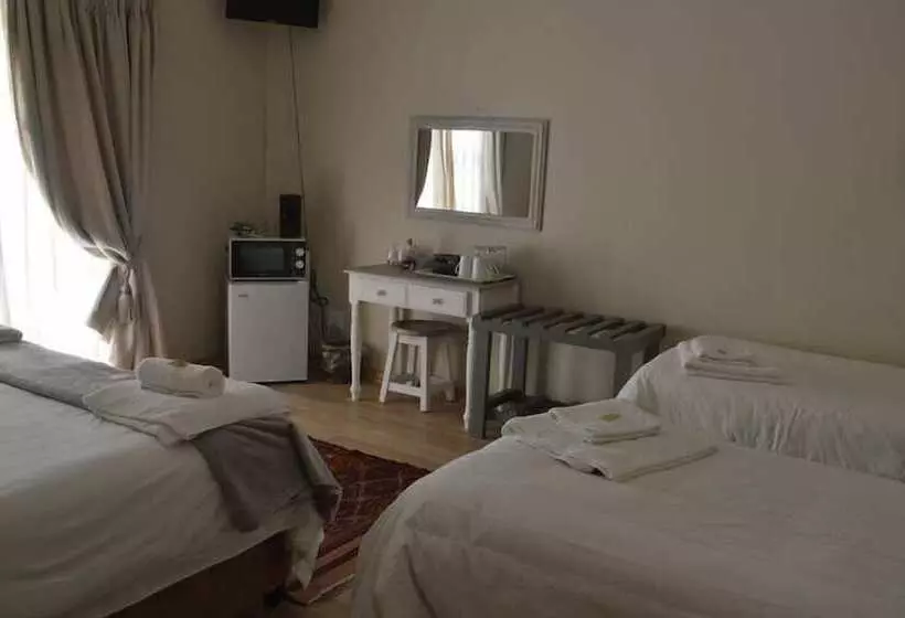 ペンション Barn Guesthouse