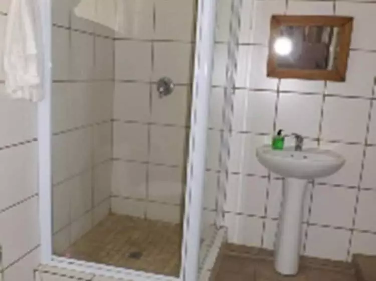ペンション Barn Guesthouse