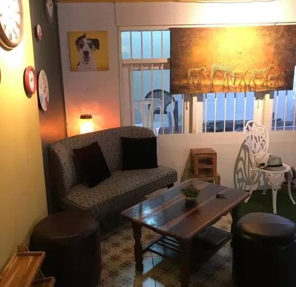 Majatalo Gate 14 Inn