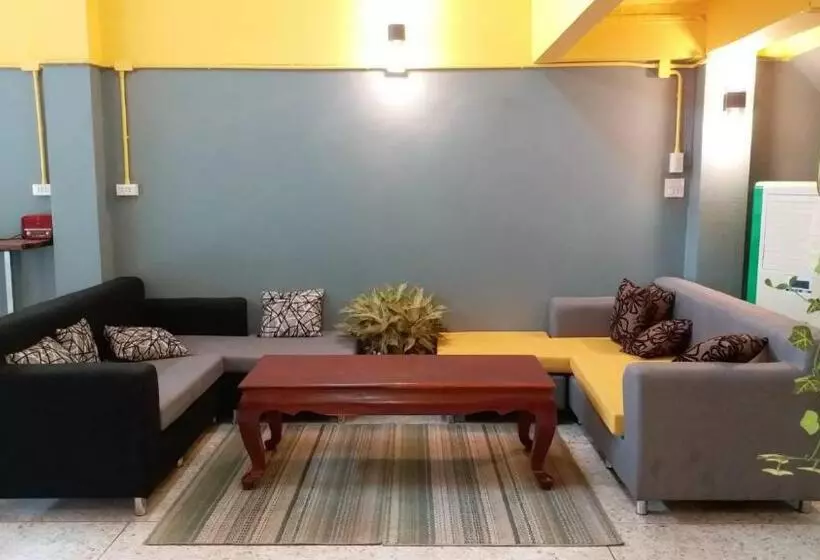 Majatalo Gate 14 Inn