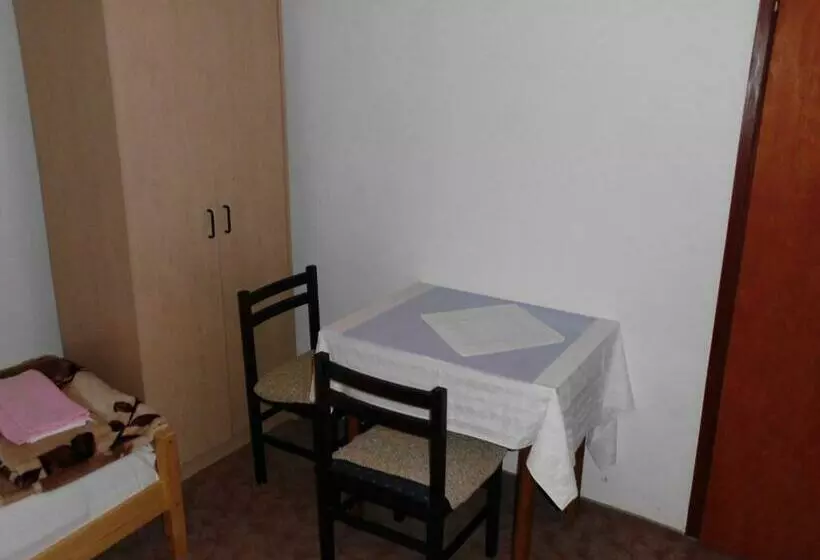 ペンション Guest House Krga