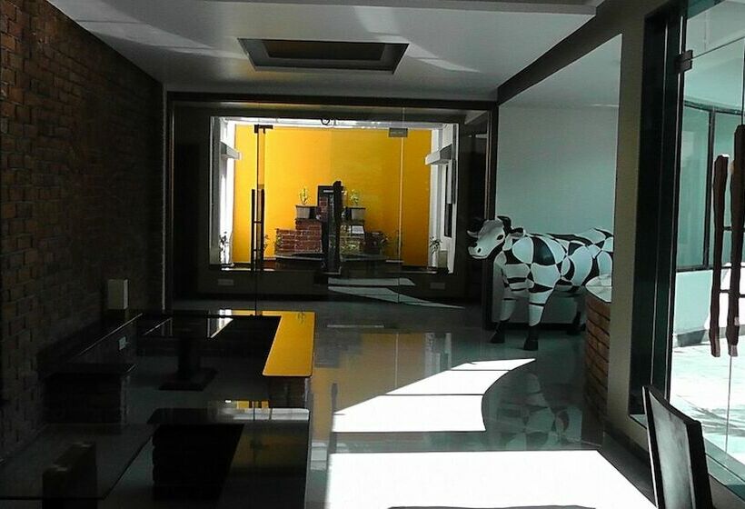 리조트 Saj By The Lake