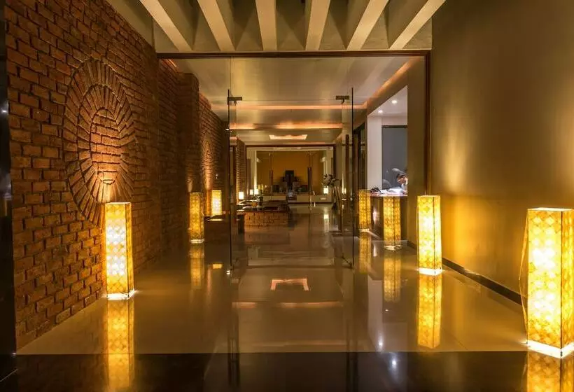 リゾートホテル Saj By The Lake