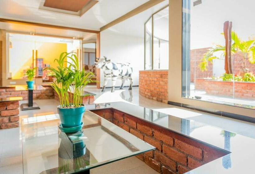 리조트 Saj By The Lake