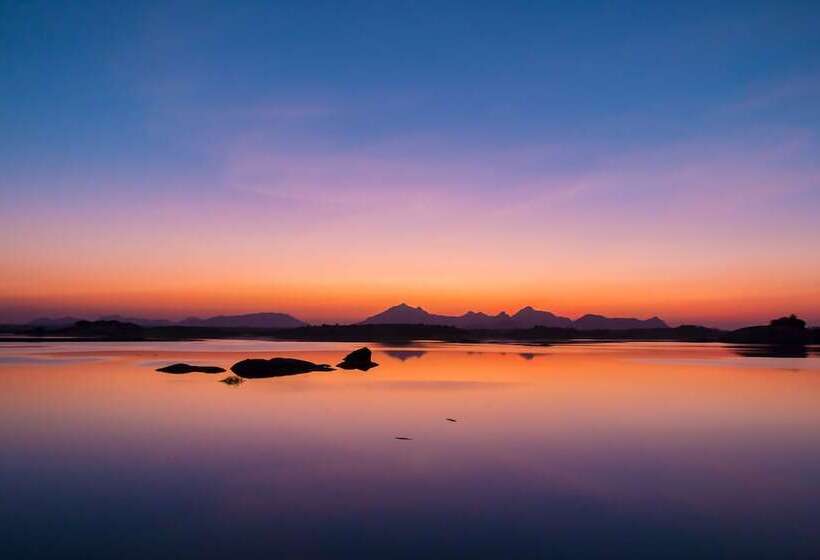 リゾートホテル Varawal Jawai Leopard Safari Camp