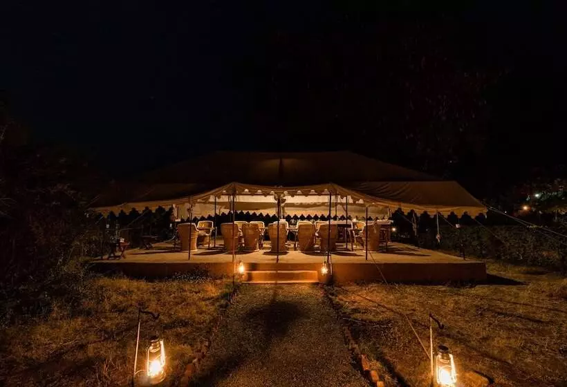 リゾートホテル Varawal Jawai Leopard Safari Camp