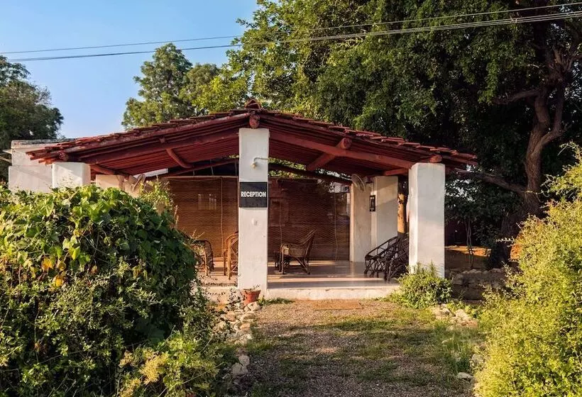 リゾートホテル Varawal Jawai Leopard Safari Camp