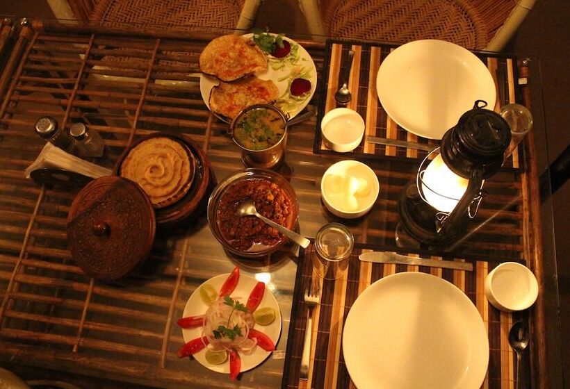 リゾートホテル Varawal Jawai Leopard Safari Camp