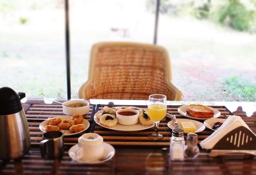 リゾートホテル Varawal Jawai Leopard Safari Camp