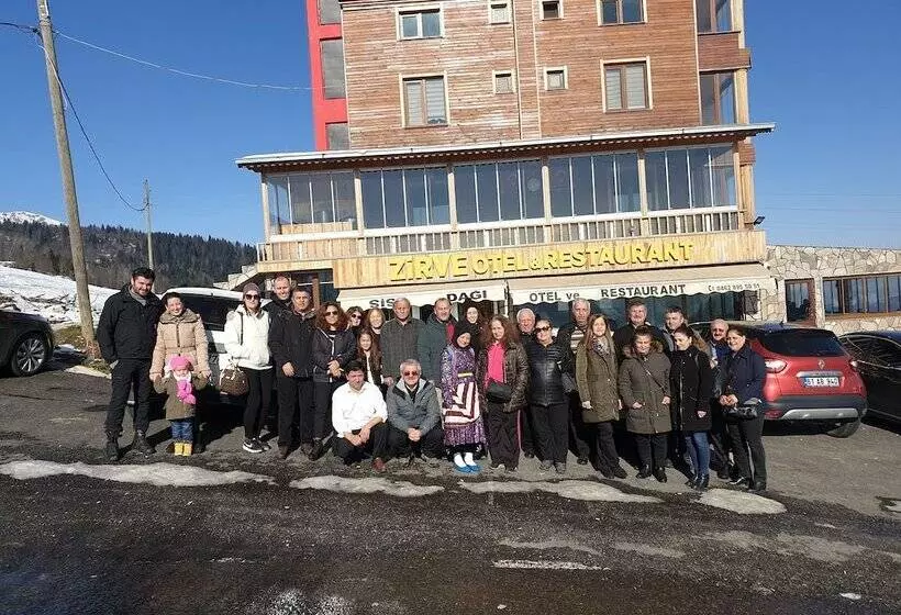 Sisdagi Zirve Otel