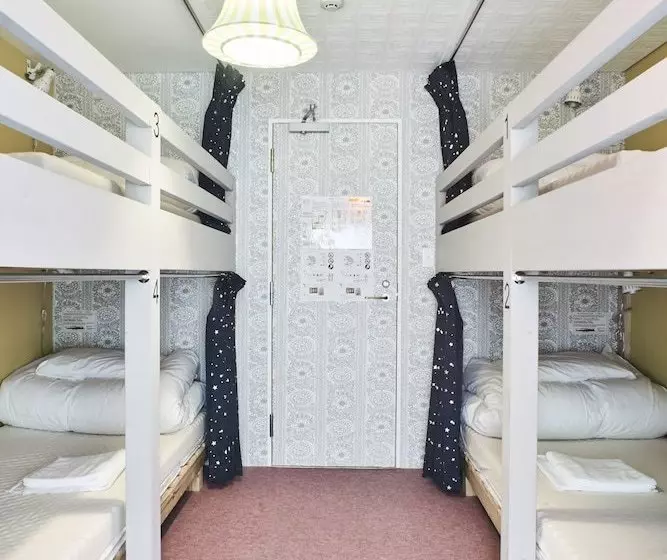 Ten To Sen Guest House Takamatsu  Hostel