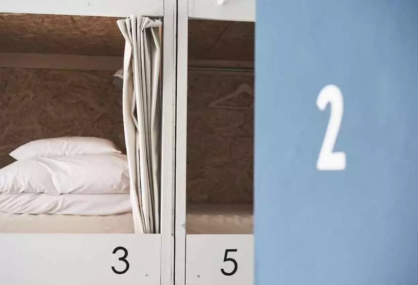 Ten To Sen Guest House Takamatsu  Hostel