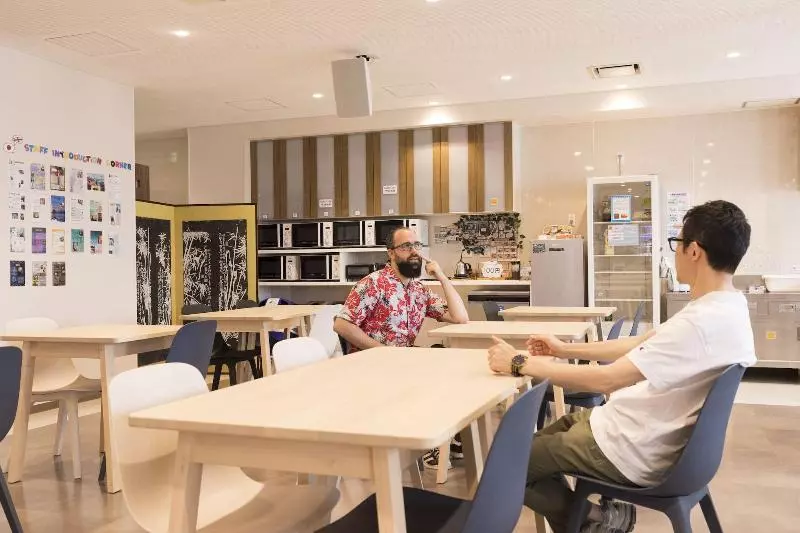 Wild Cherry Blossom Hostel Tokyo Koganei