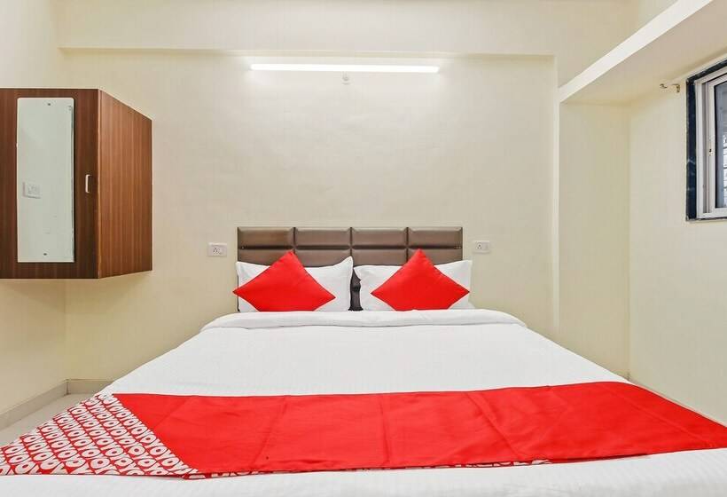 Alok Hotel By Oyo Rooms